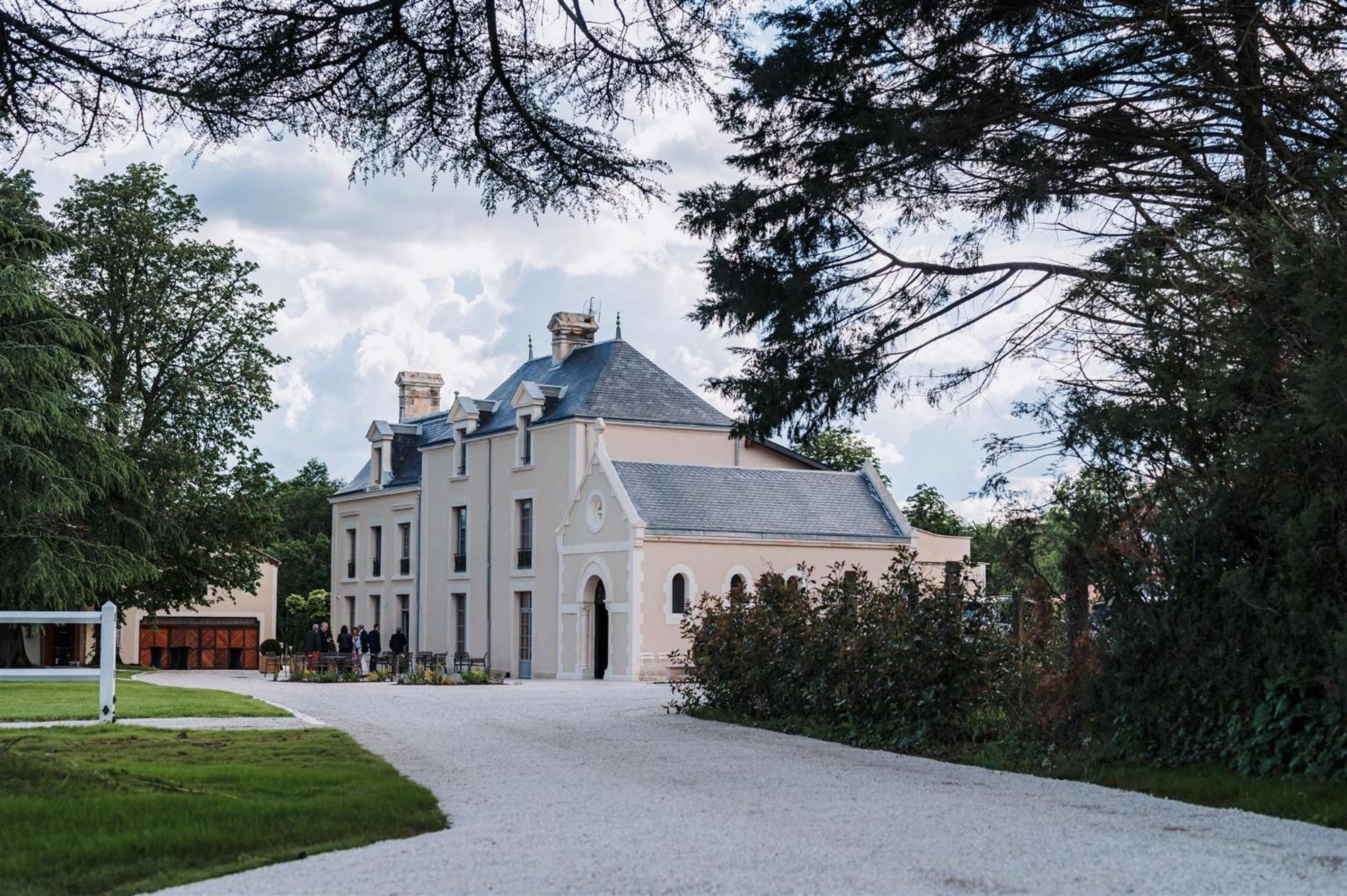 Domaine De L'Ecorcerie Hotell Fontaine-le-Comte Eksteriør bilde