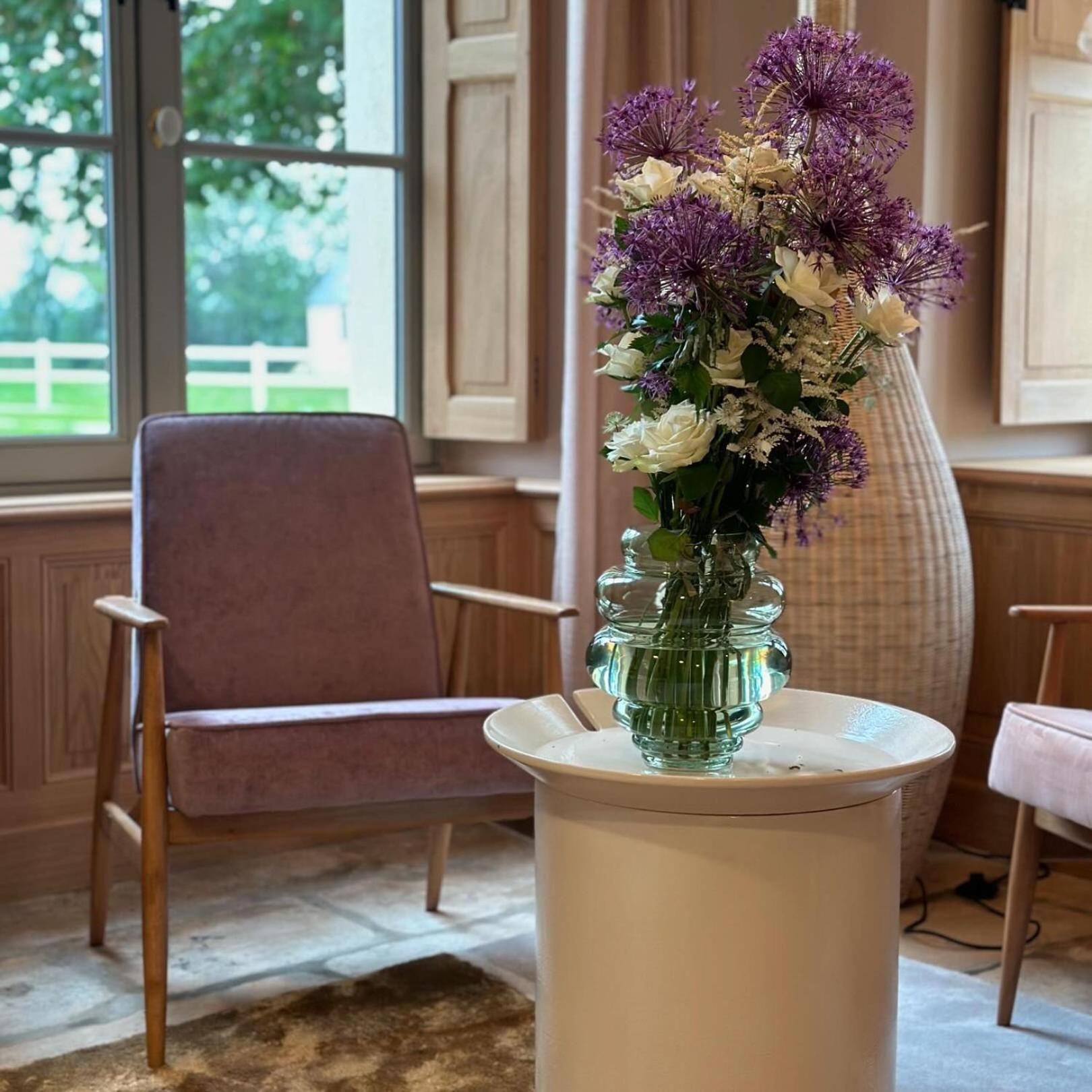 Domaine De L'Ecorcerie Hotell Fontaine-le-Comte Eksteriør bilde